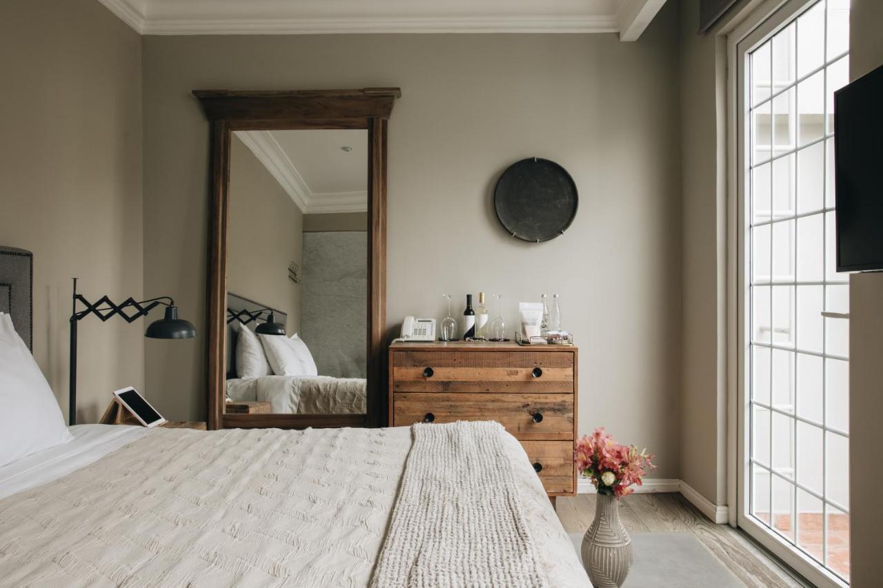 Deluxe Room,1023227797:JPEG