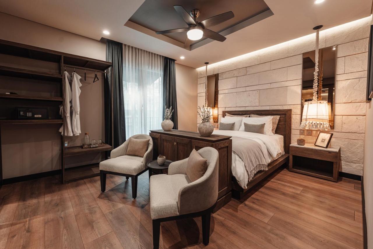 Deluxe Double Room with Bath
