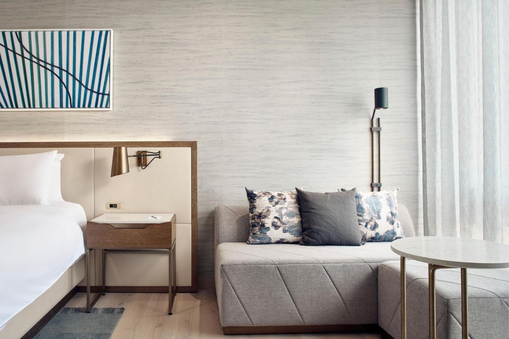 Executive lounge access, Guest room, 1 King Bed